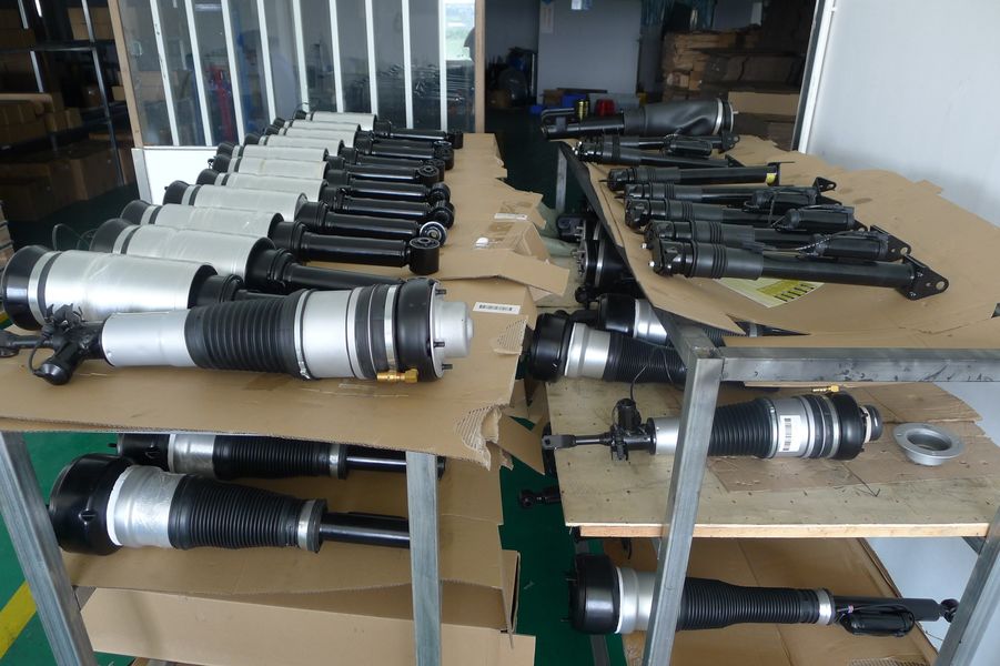 Guangzhou Jovoll Auto Parts Technology Co., Ltd. สายการผลิตของผู้ผลิต
