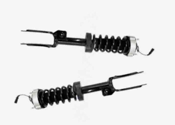 7P6413031AQ 7P6413032AP แอสซอร์บช็อคด้านหน้า สตรูท แอสซิส w/PASM สําหรับ VW Touareg Porsche Cayenne 92A 2011-2018